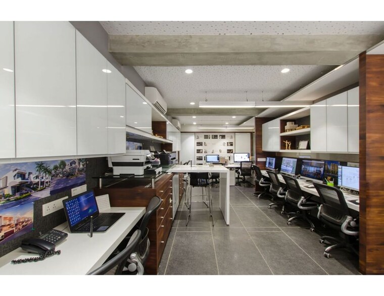 Gym, thaltej Commercial Office Space 807 Sq.Ft. In Thaltej Ahmedabad 10135848