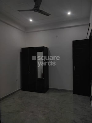 Room in 2 BHK Builder Floor at Omaxe City – for Rent