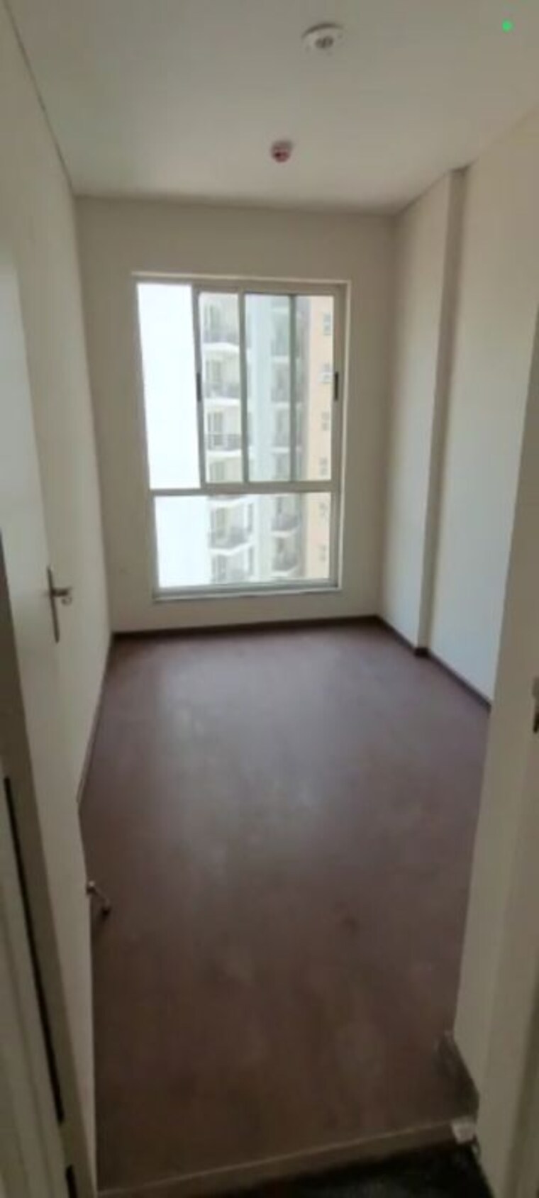 Room, imperia-esfera 2.5 Bedroom 1578 Sq.Ft. Apartment In Sector 37c Gurgaon 10135907
