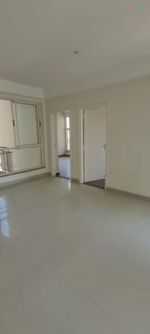 Room in 2.5 BHK Apartment at Imperia Esfera, Sector 37c – for Sale