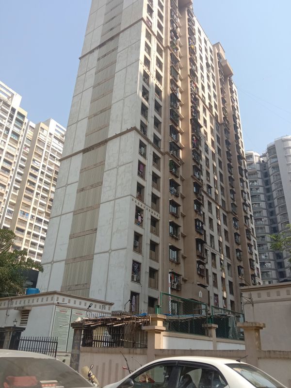 1 BHK Apartment For Rent in Metro Heights Kandivali