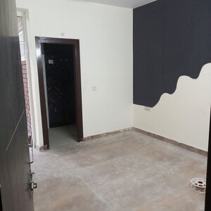 Room in 2 BHK Builder Floor at MSP Arihant Apartments, Sector 73 – for Sale