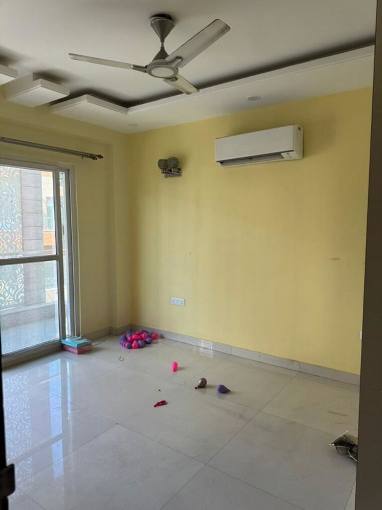 Room, pyramid-midtown 2 Bedroom 678 Sq.Ft. Apartment In Sector 59 Gurgaon 10135986