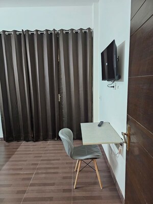 Study Room in 3 BHK Apartment at Vipul World Floors, Sector 48 – for Sale