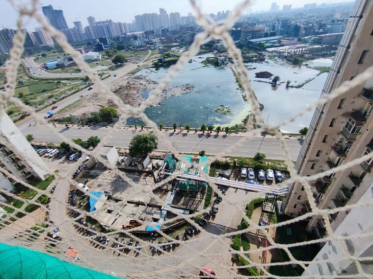 Master Plan, amrapali-zodiac 3.5 Bedroom 1550 Sq.Ft. Apartment In Sector 120 Noida 10135917