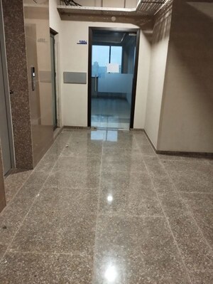 Room in  Office Space at United World Trade Tower, Makarba – for Rent