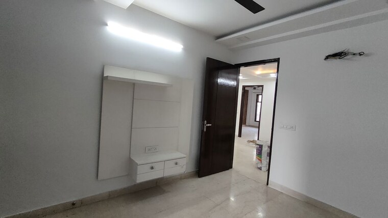 Room, sector 45 3 Bedroom 2100 Sq.Ft. Builder Floor In Sector 45 Gurgaon 10136032