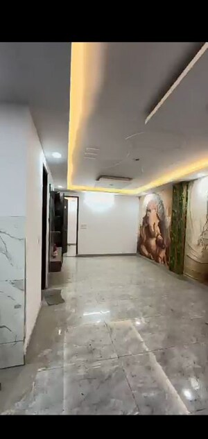 Furnished Amenities in 3 BHK Builder Floor at Dwarka Mor – for Sale