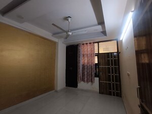 Room in 2 BHK Builder Floor at Super Avenue, Sector 73 – for Sale
