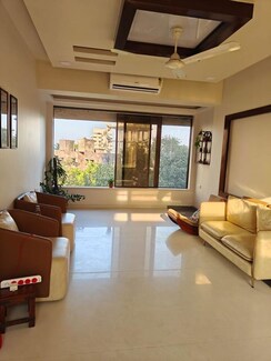 3 BHK + Servant Room,Study Room Apartment For Sale in Godavari Apartments Worli