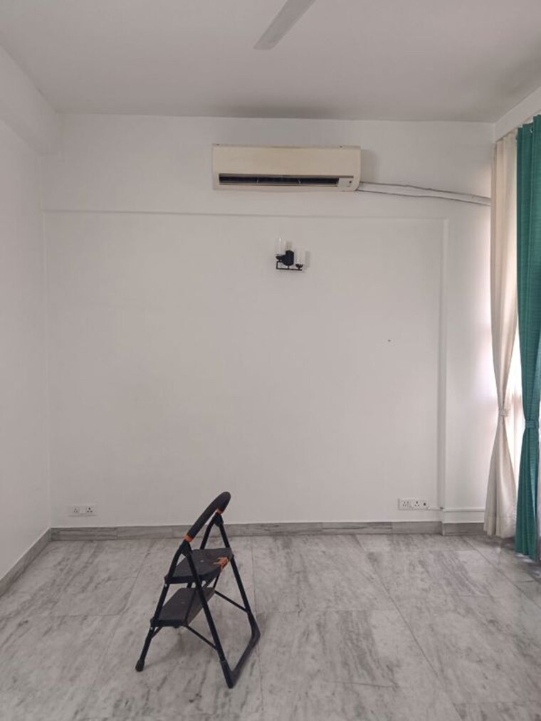 Room, hauz khas 3 Bedroom 2700 Sq.Ft. Builder Floor In Hauz Khas Delhi 10136091