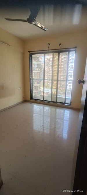 Room in 2 BHK Apartment at Nerul – for Rent