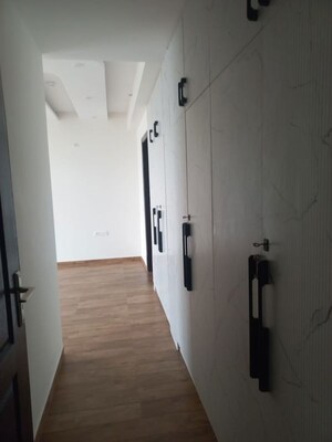 Building Lobby in 3 BHK Apartment at Omaxe Royal Residency Faridabad, Sector 79 – for Rent