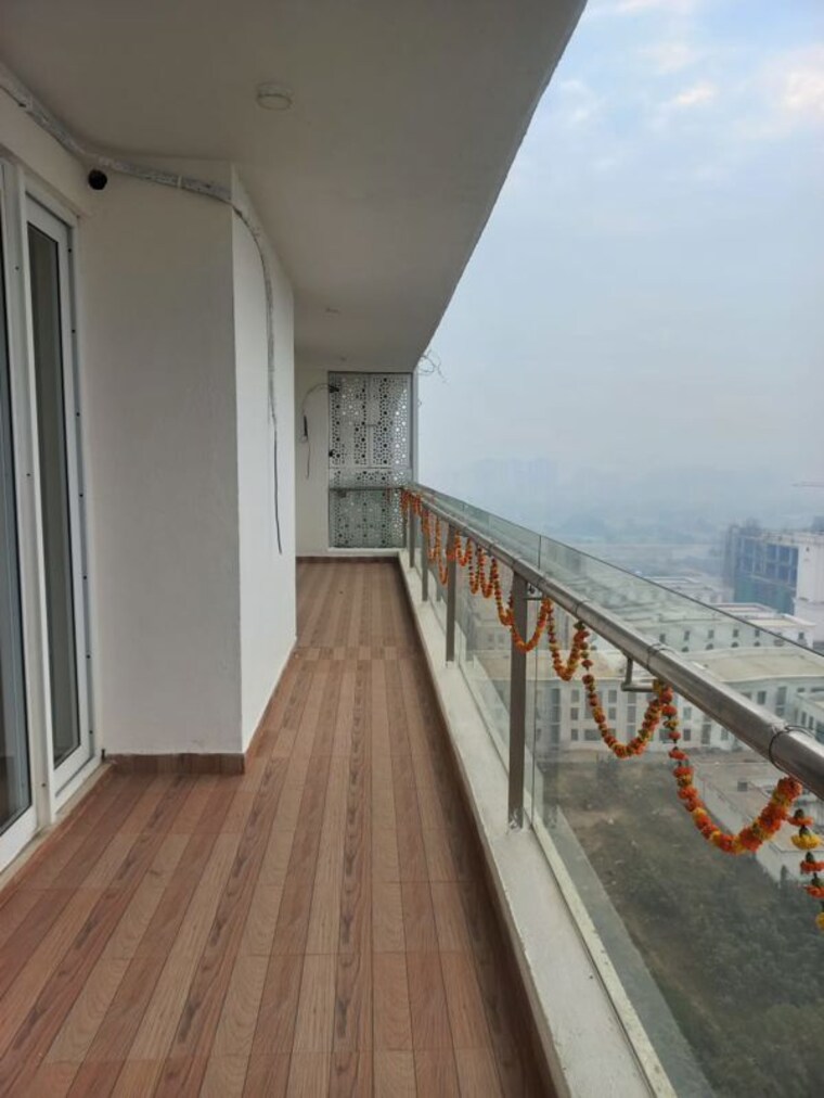 Balcony, omaxe-royal-residency-faridabad 3 Bedroom 1925 Sq.Ft. Apartment In Sector 79 Faridabad 10136079