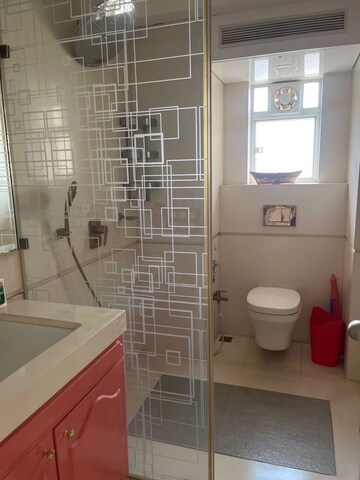 Bathroom in 3 BHK Apartment at Sett Minar, Peddar Road – for Sale