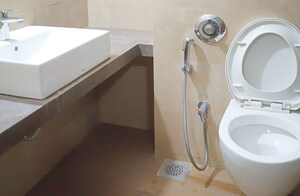 Bathroom in  Pg at Chembur Colony – for Rent