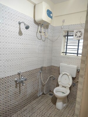 Bathroom in 2 BHK Builder Floor at Lb Shastri Nagar – for Rent