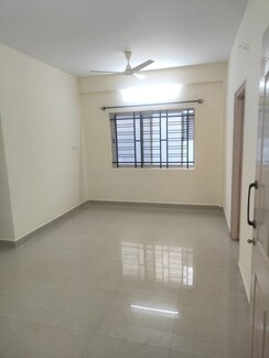2 BHK Builder Floor For Rent in LB Shastri Nagar