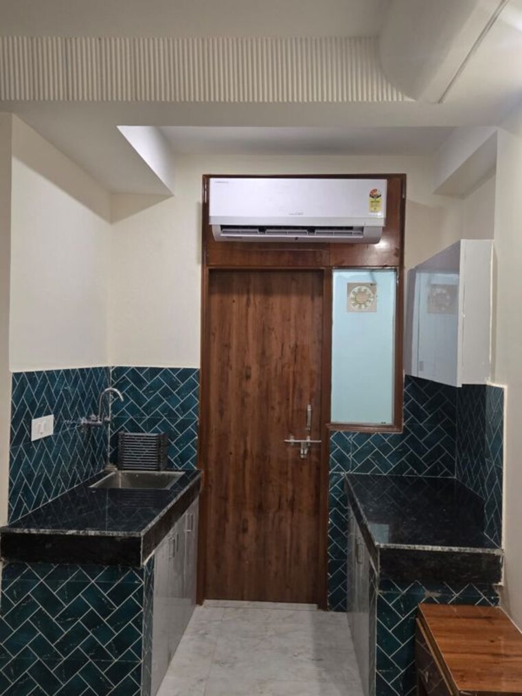 Bedroom, kohli-one-malibu-town 1 RK 600 Sq.Ft. Builder Floor In Sector 47 Gurgaon 10136166