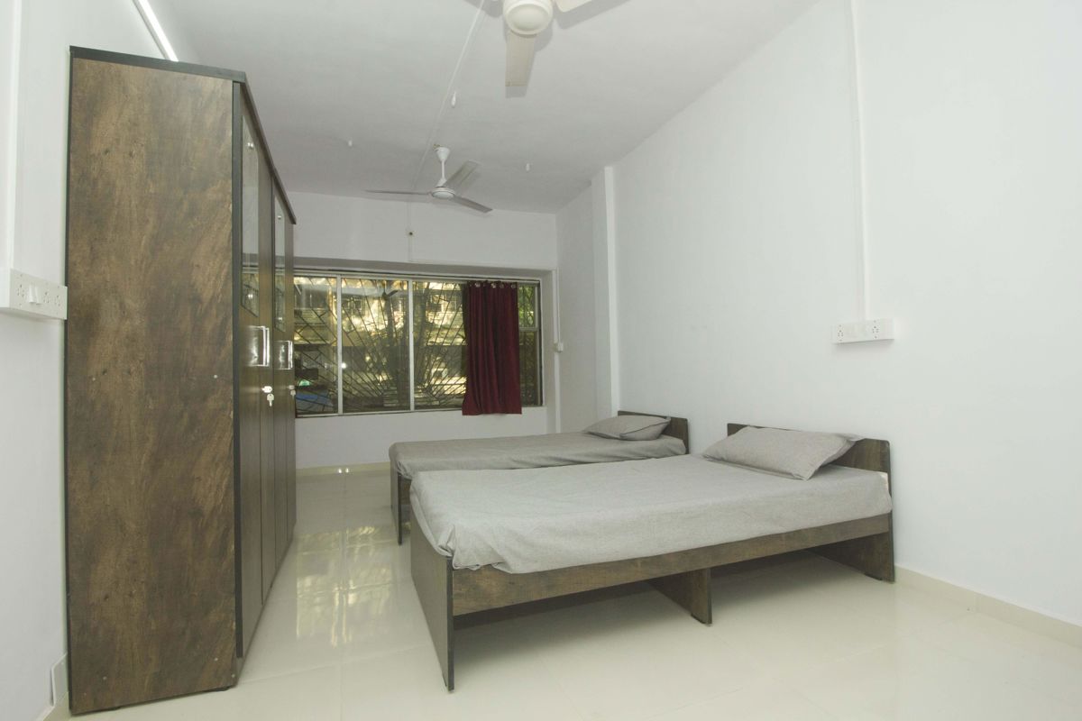 Pg For Rent in Malad West