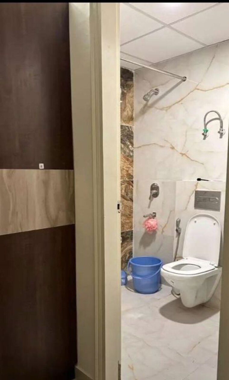 Bathroom, omaxe-the-palace 3 Bedroom 1550 Sq.Ft. Apartment In Gomti Nagar Lucknow 10136266