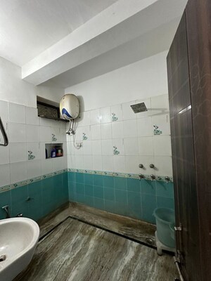 Bathroom in 2 BHK Builder Floor at Ansal Plaza Sector-23, Sector 23 – for Rent