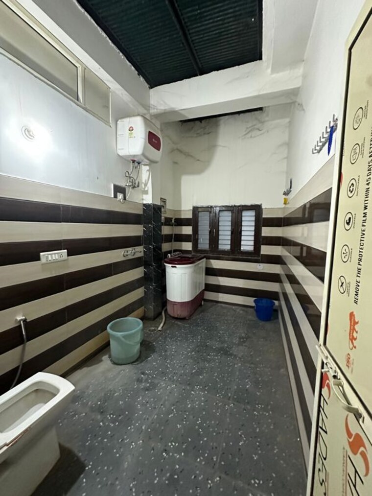 Balcony, ansal-plaza-sector-23 2 Bedroom 2500 Sq.Ft. Builder Floor In Sector 23 Gurgaon 10136290