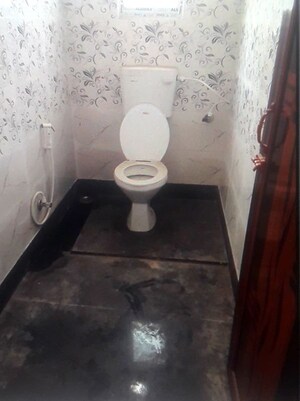 Bathroom in 3 BHK Apartment at Deshbandhu Para – for Sale