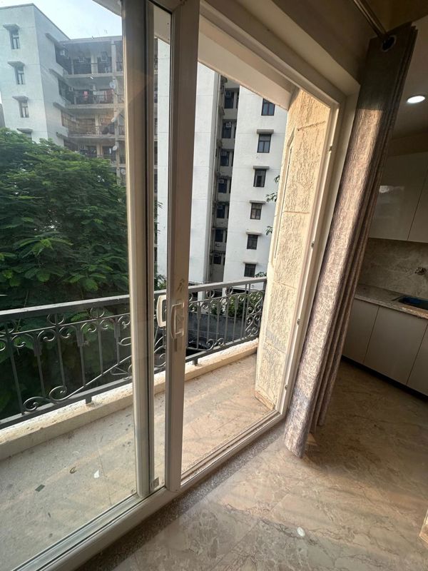 1 Rk  + Pooja Room,Study Room 600 Sq.Ft. Builder Floor in BNB Imperia Tower