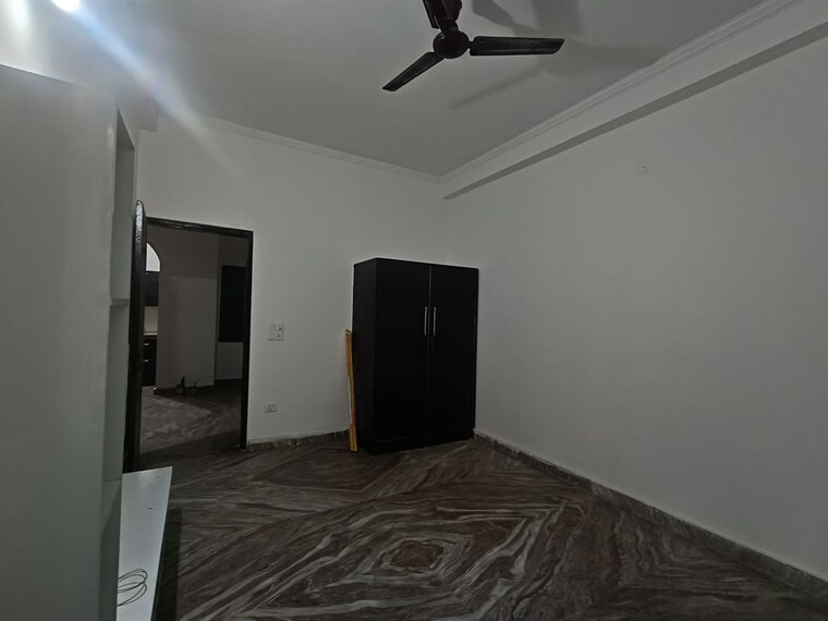Bedroom, sector 73 1 Bedroom 625 Sq.Ft. Builder Floor In Sector 73 Noida 10136308