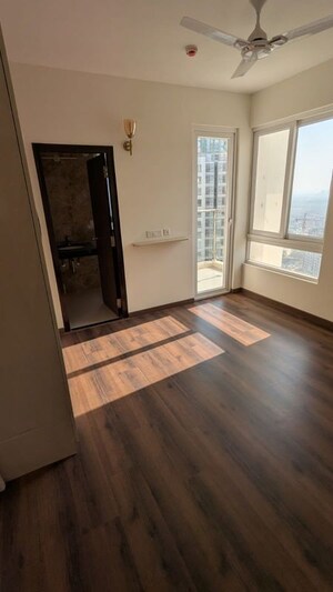 Room in 3 BHK Apartment at Hero Homes Gurgaon, Sector 104 – for Sale