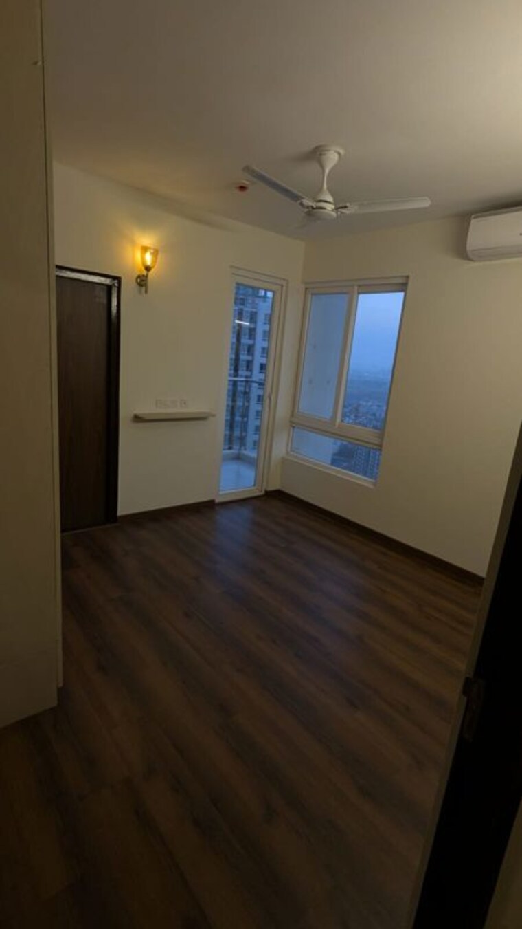 Room, hero-homes-gurgaon 3 Bedroom 1689 Sq.Ft. Apartment In Sector 104 Gurgaon 10136309