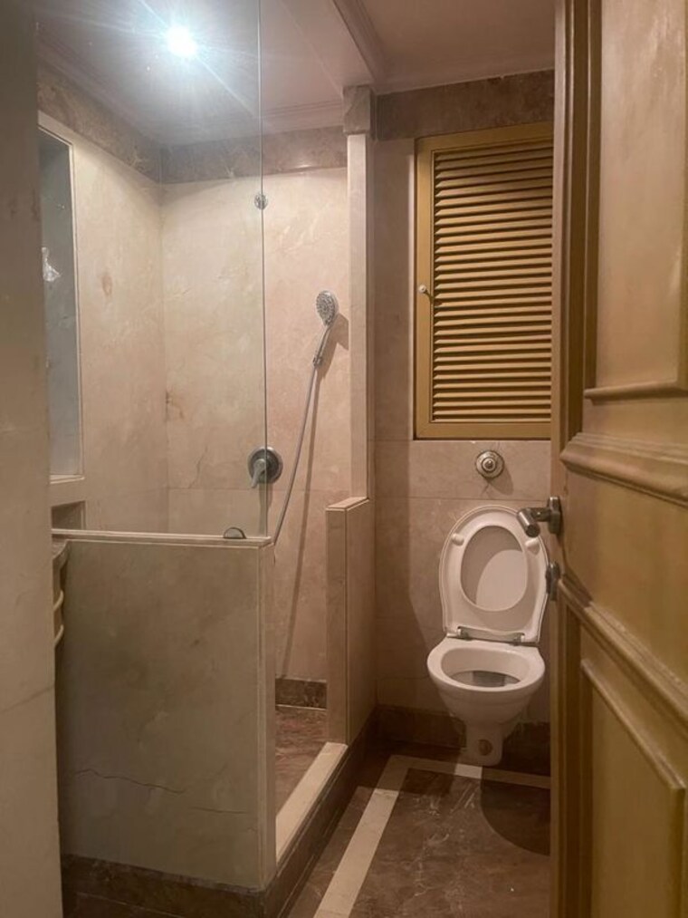 Bathroom, indradarshan-ii 3 Bedroom 1500 Sq.Ft. Apartment In Oshiwara Mumbai 10136331