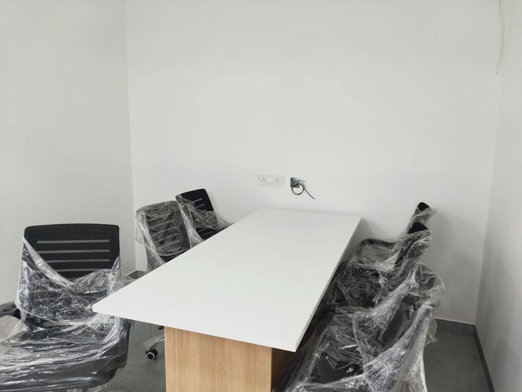 undefined, vijay nagar Commercial Office Space 1150 Sq.Ft. In Vijay Nagar Indore 10136342