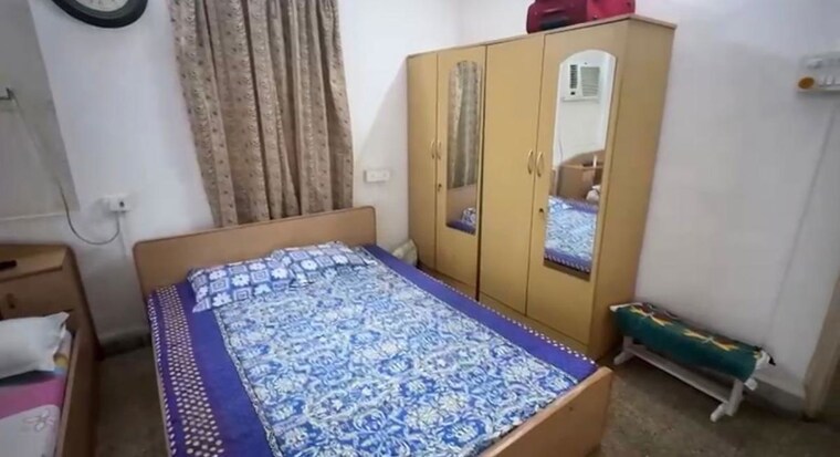 Bedroom, indra-darshan-apartment 3 Bedroom 1250 Sq.Ft. Apartment In Andheri West Mumbai 10136348