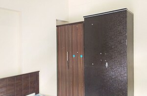 Furnished Amenities in  Pg at Mseb Colony – for Rent