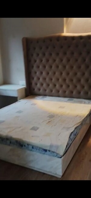 Bedroom in 2 BHK Apartment at Samartha Deep, Andheri West – for Rent