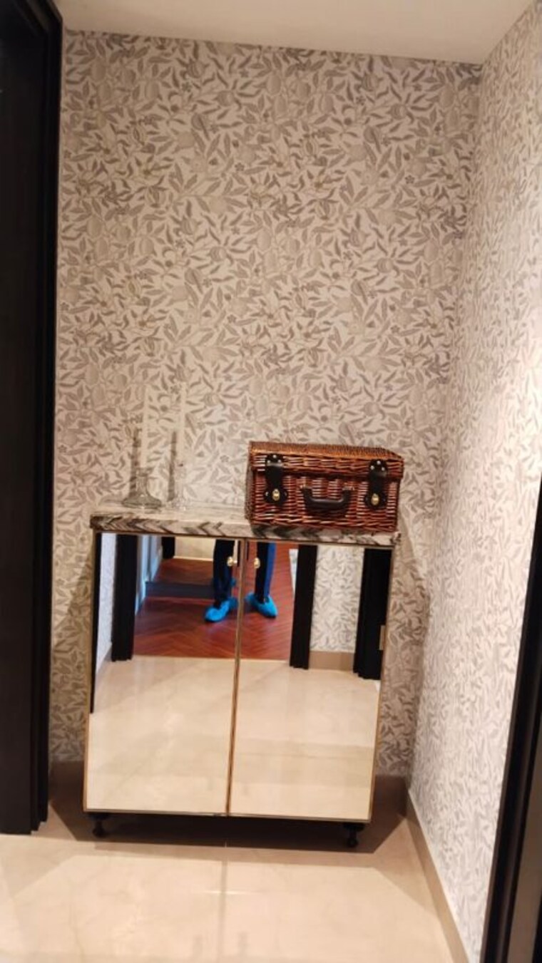 Cupboard, bptp-downtown-66 3.5 Bedroom 2900 Sq.Ft. Apartment In Sector 66 Gurgaon 10136180