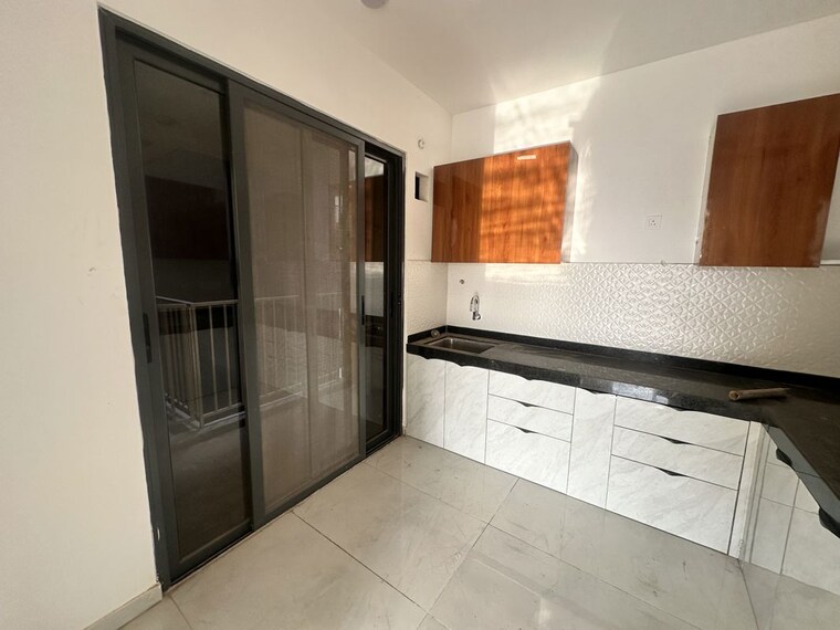 Kitchen, ghorpadi road 2 Bedroom 1100 Sq.Ft. Apartment In Ghorpadi Road Pune 10136383