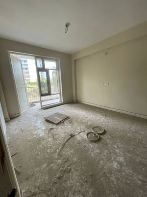 Room in 3 BHK Builder Floor at TDI The Grand Retreat, Sector 88 – for Sale