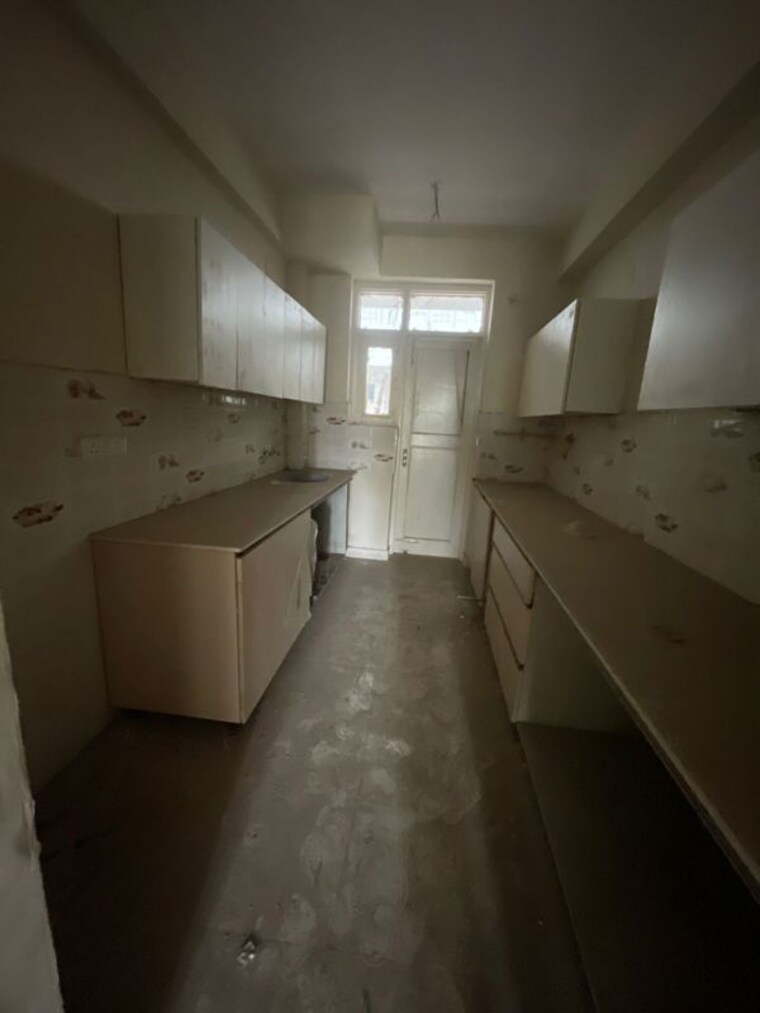 Kitchen, tdi-the-grand-retreat 3 Bedroom 250 Sq.Yd. Builder Floor In Sector 88 Faridabad 10136415