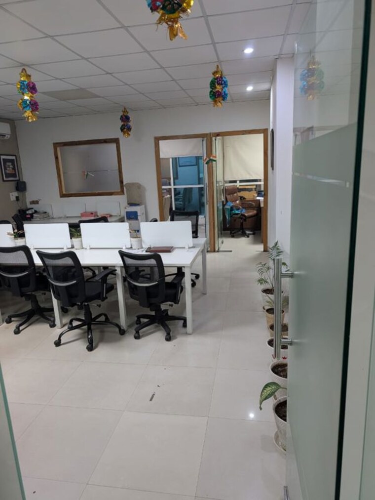 Team Area, sector 63 Commercial Office Space in IT/SEZ 1500 Sq.Ft. In Sector 63 Noida 10136493