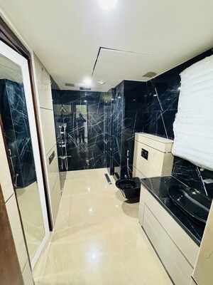 Washroom in 5 BHK Penthouse at Azeagaia Botanica, Vrindavan Yojna – for Sale