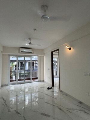 Living Room in 3 BHK Builder Floor at Vipul World Floors, Sector 48 – for Rent