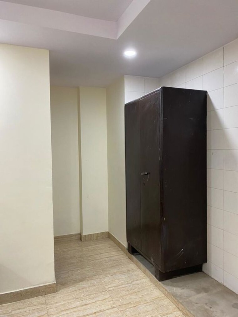 Room, tagore garden extension 1.5 Bedroom 60 Sq.Yd. Builder Floor In Tagore Garden Extension Delhi 10136532