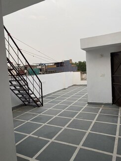 1.5 BHK + Extra Room Builder Floor For Rent in Tagore Garden Extension