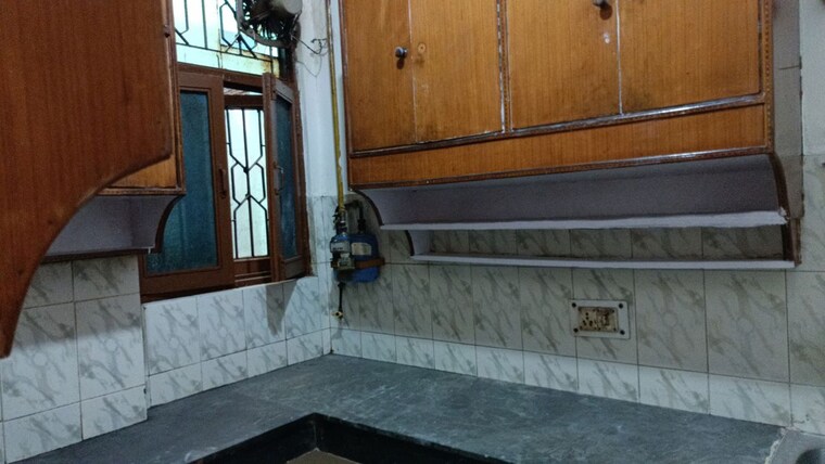 Kitchen, vaishali sector 4 2 Bedroom 900 Sq.Ft. Builder Floor In Vaishali Sector 4 Ghaziabad 10136543