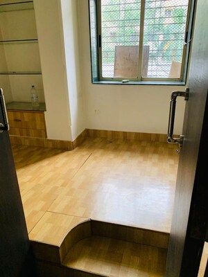 Room in 2 BHK Apartment at Jolly Apartments Chembur, Chembur – for Rent