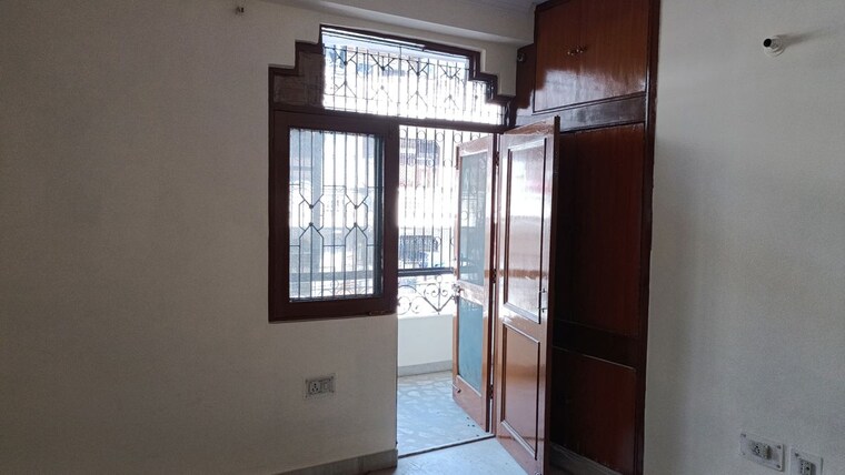 Room, vaishali sector 4 2 Bedroom 900 Sq.Ft. Builder Floor In Vaishali Sector 4 Ghaziabad 10136523