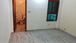 Room in 2 BHK Builder Floor at Vaishali Sector 4 – for Rent